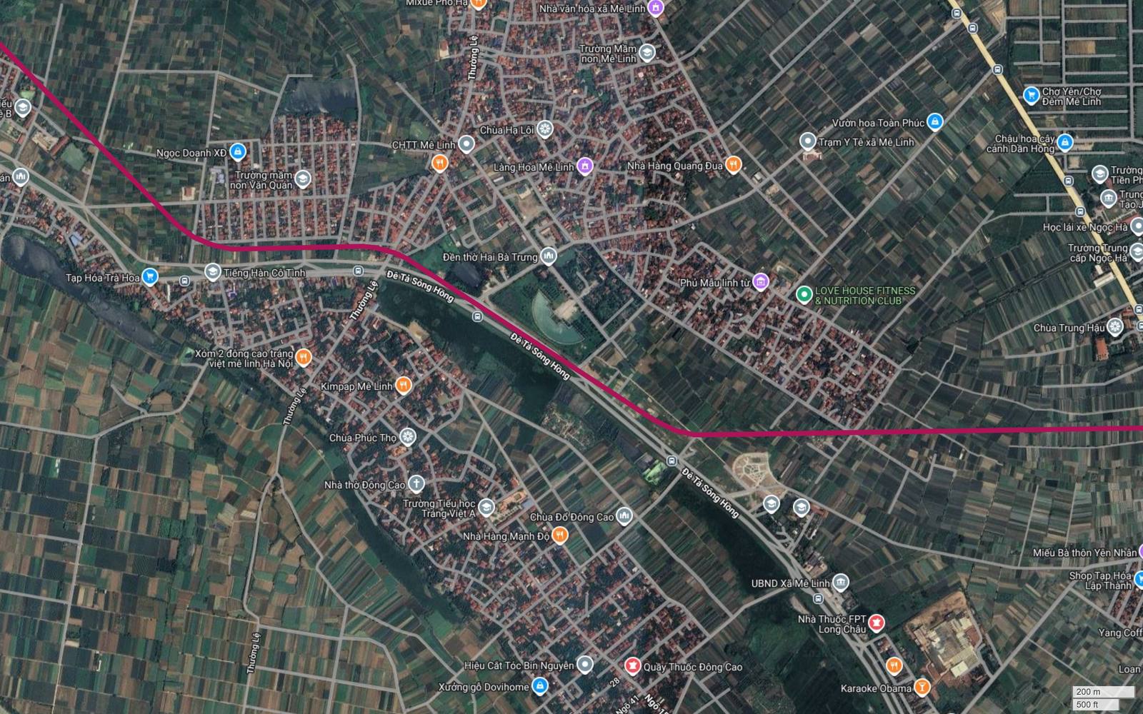 Dải phố bám mặt đê Tả Sông Hồng ở Mê Linh với hành lang tuyến metro số 18 chạy sát bên