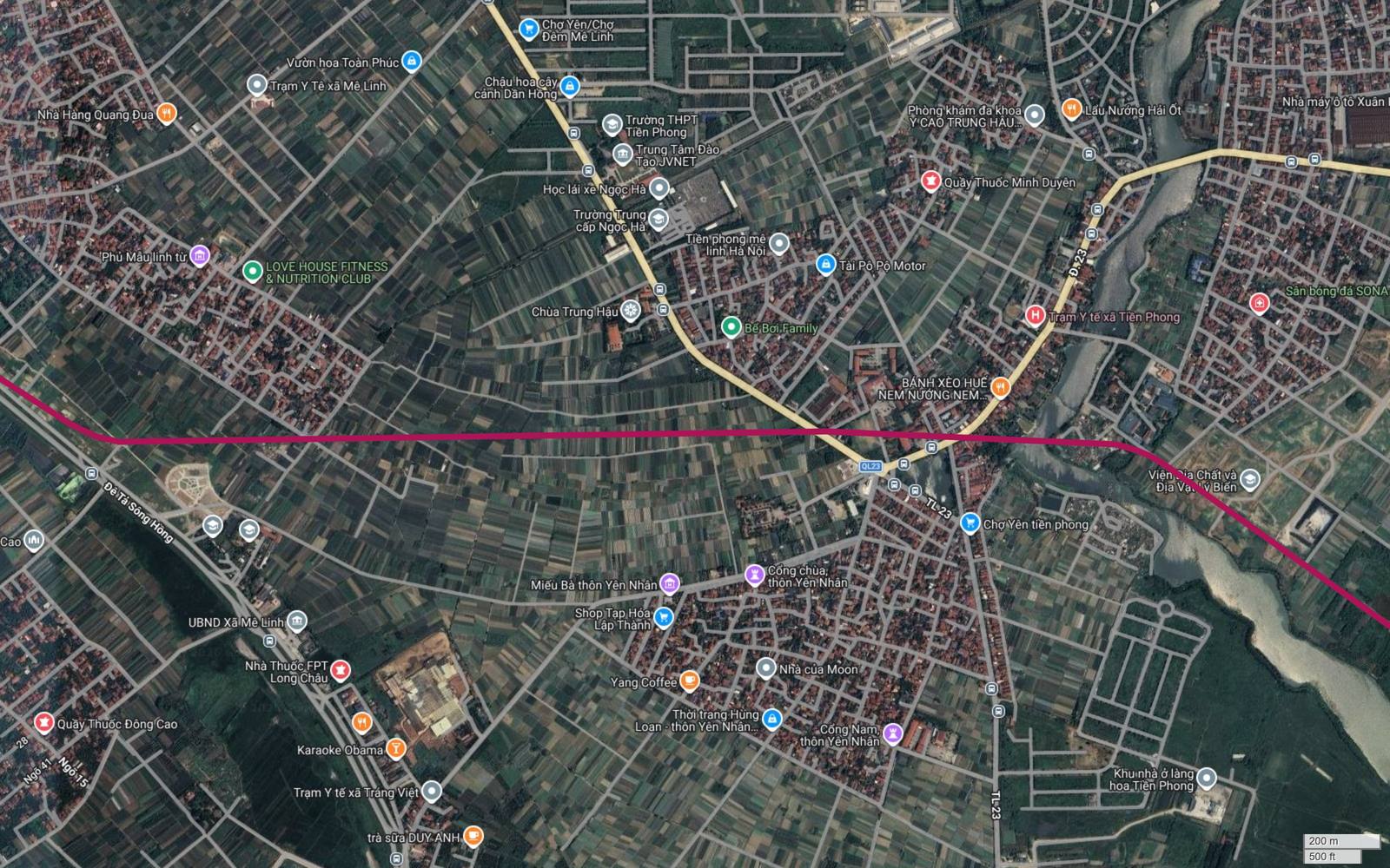 Điểm hành lang metro số 18 cắt qua Quốc lộ 23 và TL-23 tại Tiền Phong, cạnh Chợ Yên tiền phong
